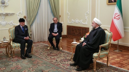 イラン大統領、「西アジア諸国は、地域の安全確保に積極的な役割を果たすべき」