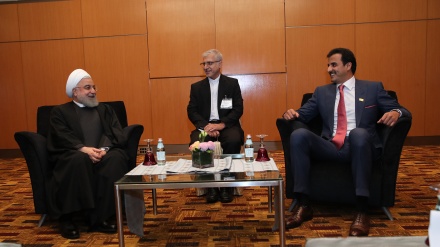 伊朗和卡塔尔强调扩大双边关系