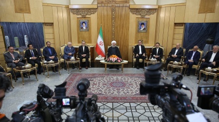 हमने प्रतिबंधों को अवसरों में बदल दियाः रूहानी