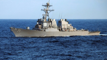 Kapal Rusia Buntuti Kapal Perang AS di Laut Hitam