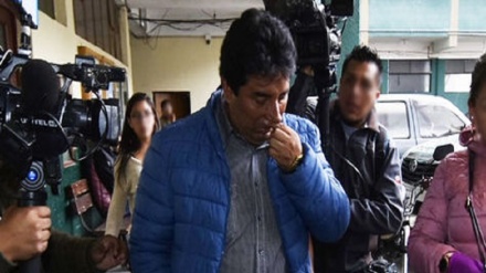 Gobierno de facto en Bolivia persigue a dirigentes del MAS