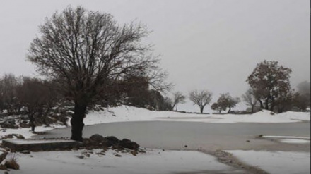Taraz, une zone couverte de neige à Khuzestân