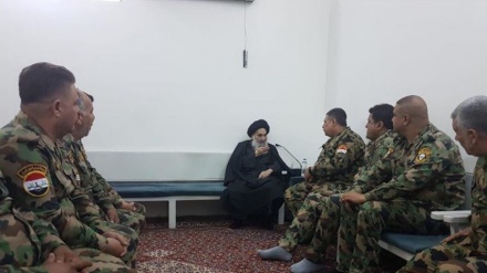 Personel Militer Irak Temui Ayatullah Sistani