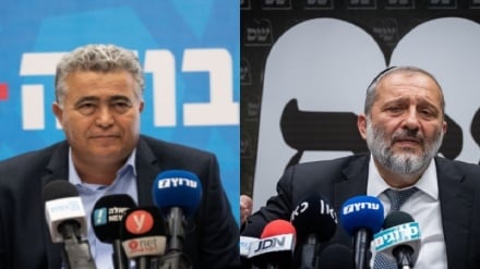 דרעי מנסה לרכך התנגדות עמיר פרץ לישיבה או תמיכה בממשלה בראשות נתניהו