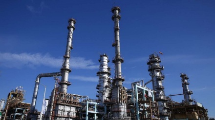 Irani eksporton 50 milion metra kub gaz në ditë