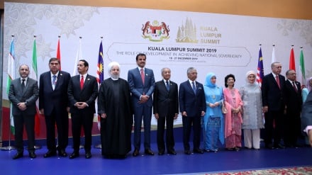 マレーシアで、イスラム諸国首脳会議が開幕