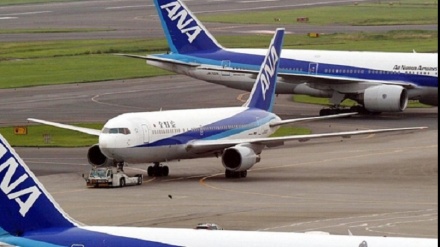 波音767客机起飞时引擎起火冒黑烟 迫降日本福冈机场