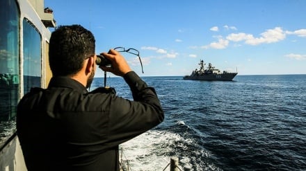 Hari Ketiga Menuver Militer AL Iran, Rusia dan Cina