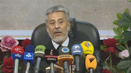 Irani paralajmëron: Çdo avion apo anije që hyn në zonën e manovrave do të shkatërrohet