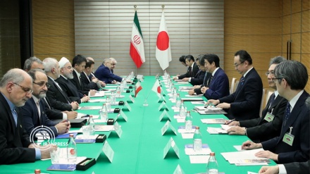 Ruhani në takim me Shinzo Abe: Disa shtete të huaja minojnë sigurinë në Gjirin Persik