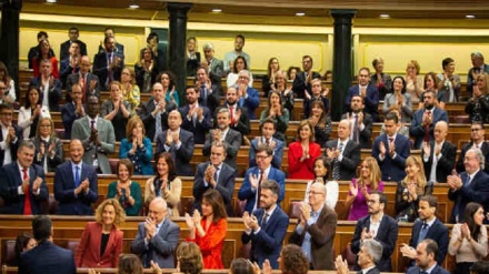 Inicia XIV legislatura en España, marcada por la división y el bloqueo