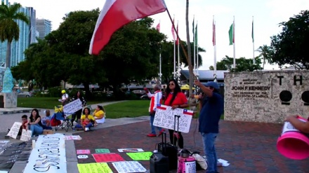 Lationamericanos de Miami protestan contra injerencia de EEUU+Video