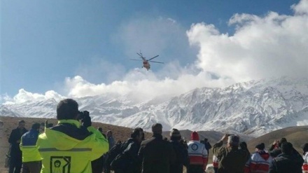 イラン北西部で、訓練機が墜落（動画）