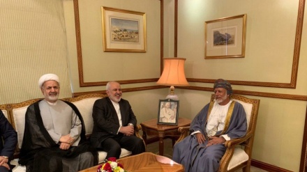 イラン外相が、オマーンの政府高官と会談