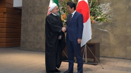 Sambutan Resmi PM Jepang kepada Presiden Iran