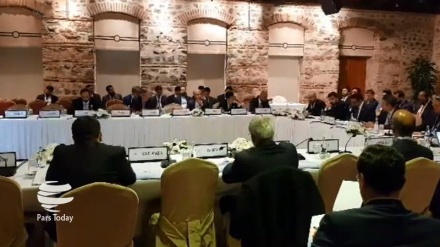 Tırkiyədə Asiya Ğəlb nomo bıə iclos; Zərif bə İstanbul səfərış karde.