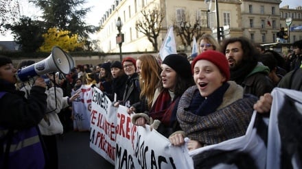 Francia, nuovo corteo domani a Parigi