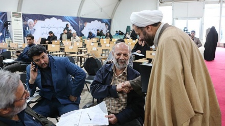 Hari Ketiga Pendaftaran Calon Anggota Legislatif Iran (3)