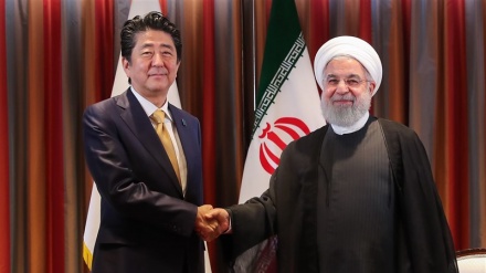 Rohani desde Japón: Unilateralismo de EEUU amenaza la paz mundial