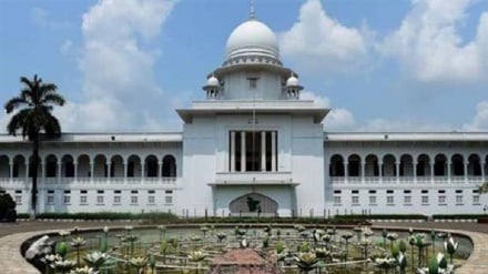 Bangladesh orders arrest of ‘fugitive’ ex-chief justice Surendra Kumar Sinha