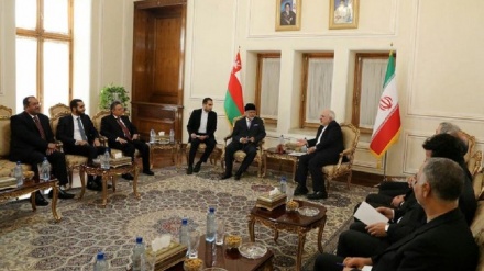 伊朗和阿曼外长举行会谈，强调继续双边合作