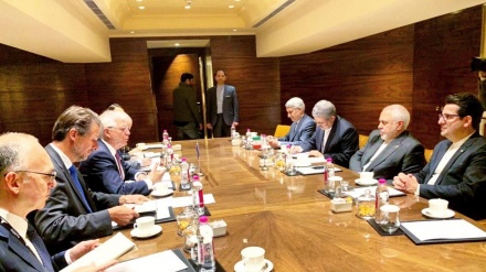 イラン外相、「ＥＵはイランと核合意に対する間違った行いを正すべき」