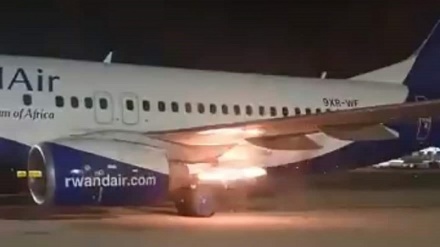 آتش گرفتن یک هواپیمای اوکراینی در فرودگاه تل آویو