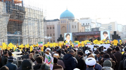 همدردی مردم مشهد با خانواده جان‌باختگان حادثه سقوط هواپیمای اوکراینی