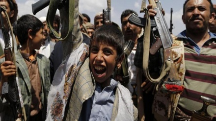 Koalisi Saudi Serahkan 64 Anak Yaman yang Direkrut Perang