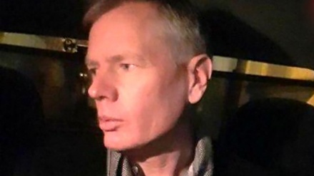 駐イラン英国大使が違法集会へ参加した様子を収録した動画が公開（動画）