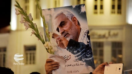 فرافکنی ناتو و آمریکا؛ آگاهی جهانیان از حقانیت شهید سلیمانی