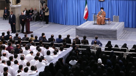 Lideri suprem i Revolucionit Islamik: Popujt e rajonit urrejnë jashtëzakonisht Amerikën