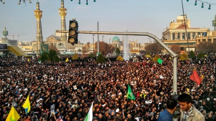 Les funérailles du général martyr Soleimani à Machhad