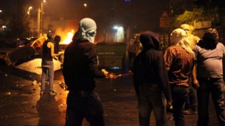 パレスチナ人が「世紀の取引」に抗議、　22人が負傷