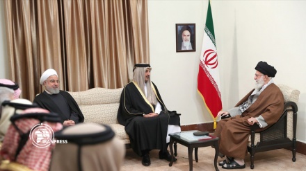 क्षेत्र की अनुचित स्थिति की वजह, अमरीका और उसके घटकों की दुष्टता हैः वरिष्ठ नेता