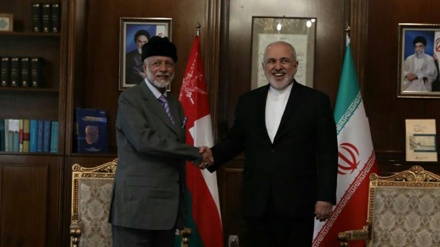 テヘランで、イラン・オマーン外相会談