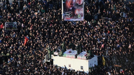 Tehran ilatynyň millionlarçasy şehit General Suleýmani we onuň ýaranlarynyň uzatma çäresine giňden gatnaşdylar.