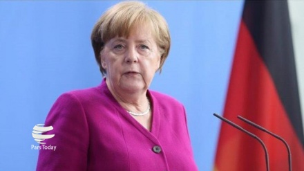 Merkel duda del futuro del acuerdo UE-Mercosur por desastre en Amazonas
