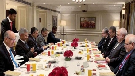وزیران امورخارجه ایران و هند آخرین تحولات روابط تهران - دهلی نو را بررسی کردند