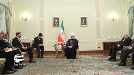 روحانی در دیدار وزیر خارجه پاکستان: اراده ایران تقویت روابط صمیمانه با پاکستان است 