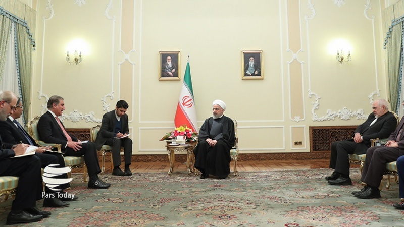 روحانی در دیدار وزیر خارجه پاکستان: اراده ایران تقویت روابط صمیمانه با پاکستان است 