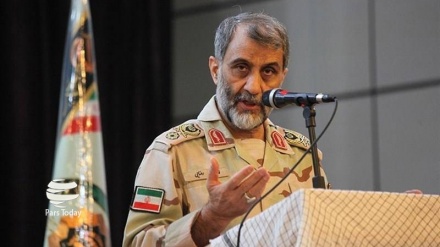  سردار رضایی: اعتراض در ایران آزاد است