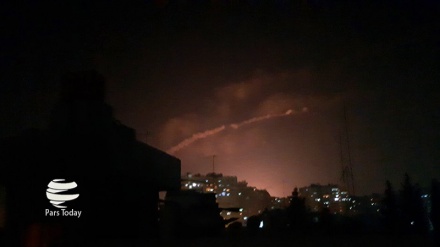 叙利亚防空导弹系统拦截敌人袭击T4空军基地