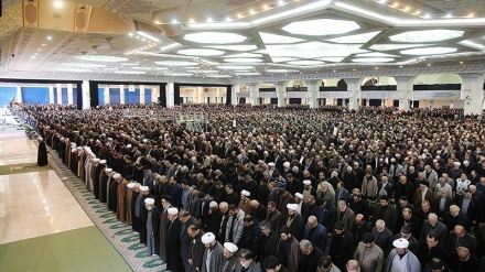 Shalat Jumat di Tehran, 10 Januari 2020
