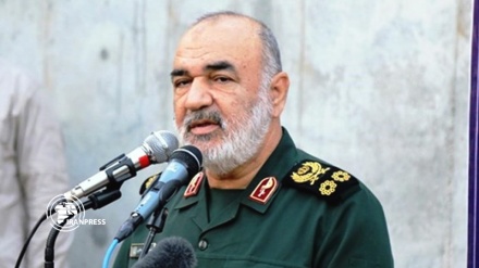 Komandan Pasdaran: Musuh telah Gagal di Irak 