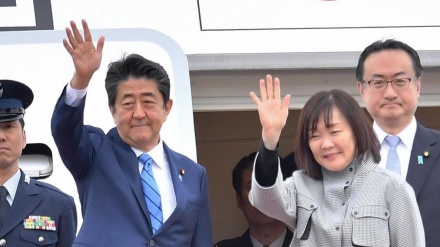 安倍首相が西アジア歴訪に出発