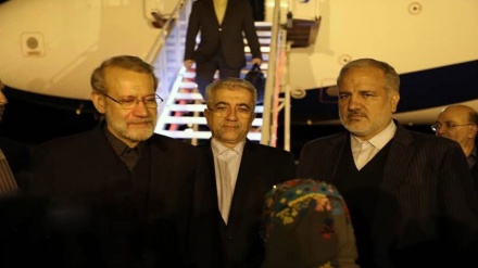 イラン国会議長とエネルギー相がイラン南東部の洪水被災地を訪問 （動画）