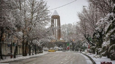 Iran, turismo: migliaia di cinesi a Hamadan per il nuovo anno cinese