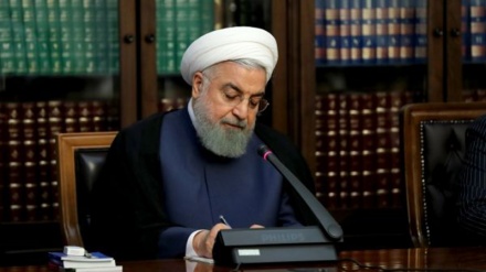 Rouhani Kirim Pesan kepada Ayatullah Sistani