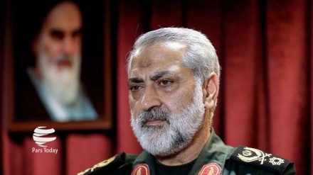 希卡拉奇少将：伊朗对美国的行动作出反应；他们若发疯，反应更加强烈